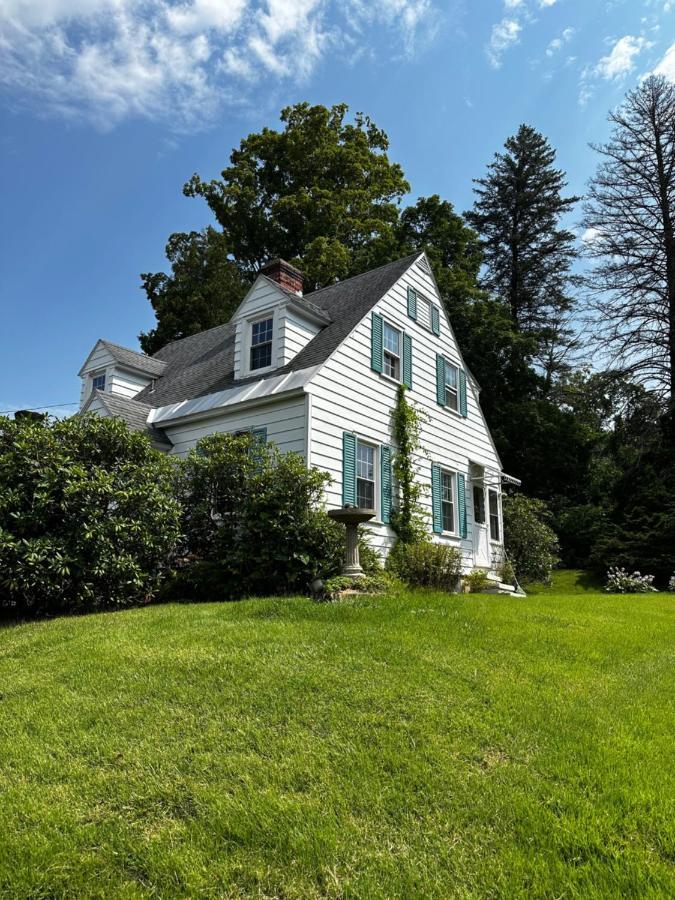 Cute Cape Cod Style Home Pittsfield Esterno foto